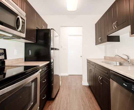 333 Edison Apartment rental photo at 333 Edison Avenue, Winnipeg, MB, R2G 0L9