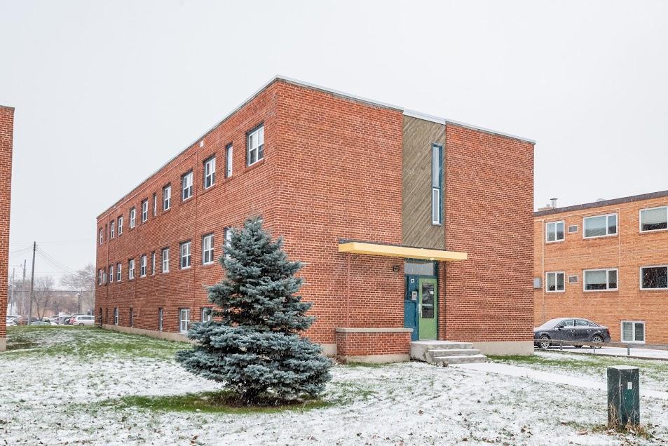 Lyndale Apartments rental at 17 Lyndale Dr., Winnipeg, MB