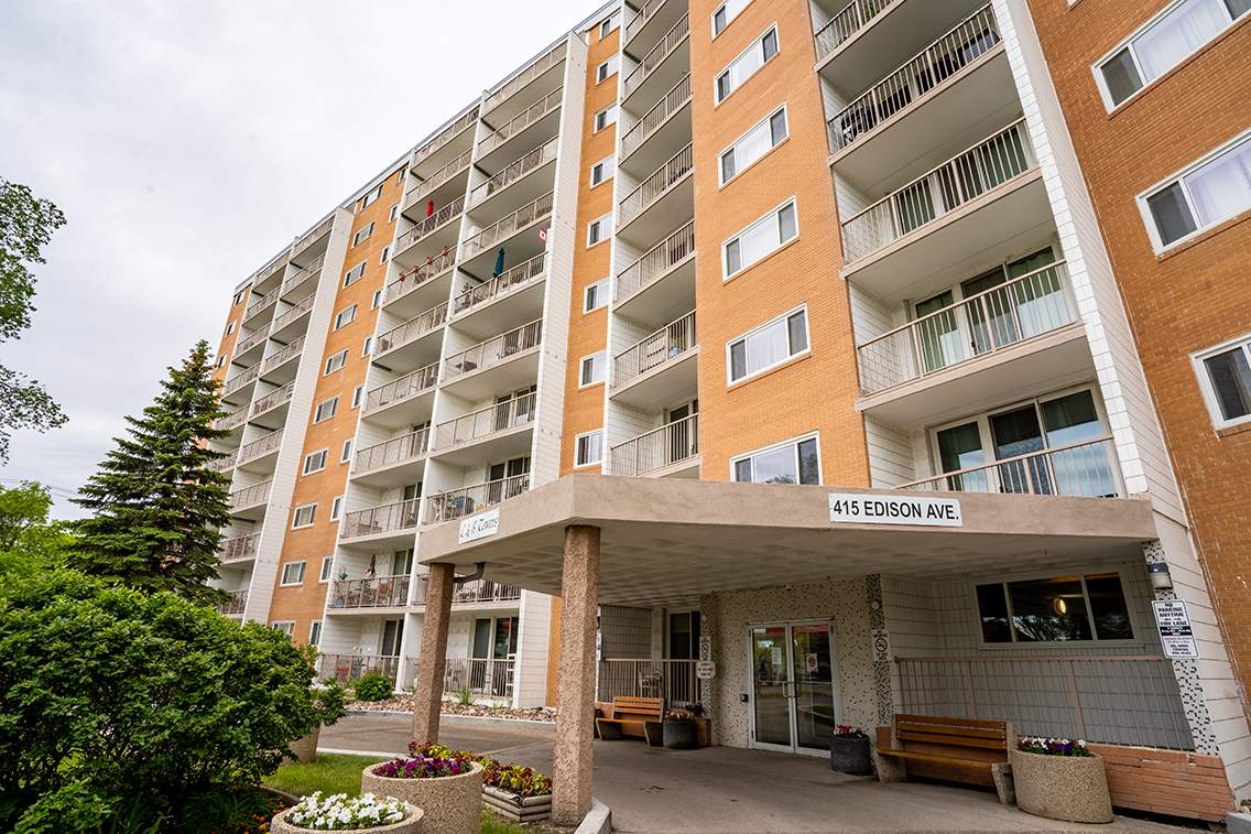 L & B Towers rental at 415 Edison Avenue, Winnipeg, MB