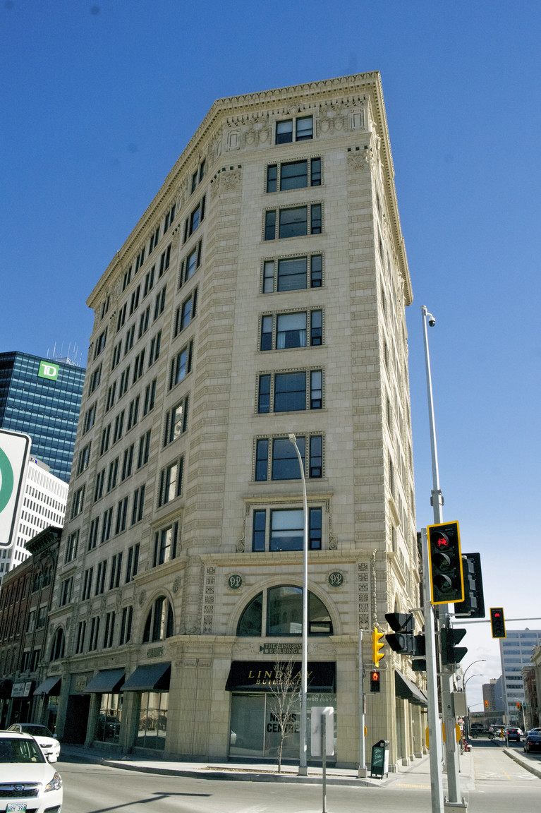 The Lindsay rental at 228 Notre Dame Avenue, Winnipeg, MB