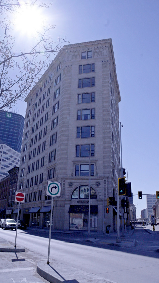 The Lindsay rental photo at 228 Notre Dame Avenue, Winnipeg, MB