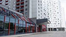 Colony Square rental at 525 Saint Mary Avenue, Winnipeg, MB