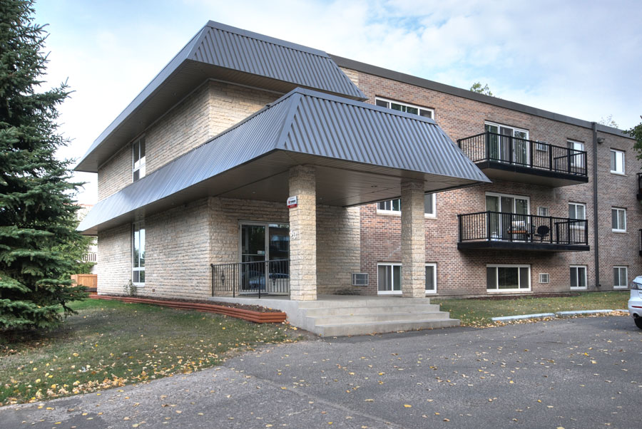 South Park Gardens 50/70 rental at 50-70 Southpark Drive, Winnipeg, MB