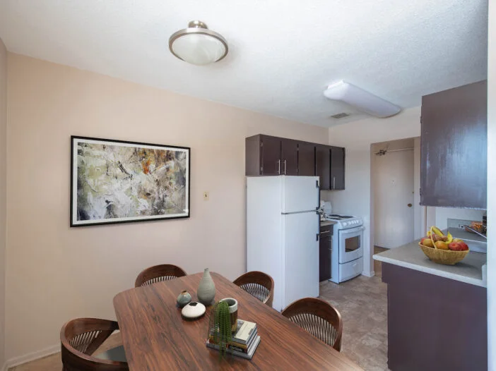 Partridge Manor rental photo at 370 Partridge Ave., Winnipeg, MB