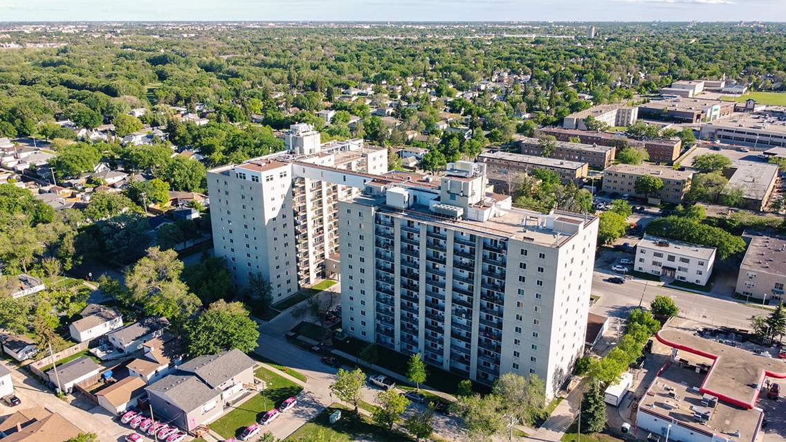 Oakland Gardens II rental at 210 Oakland Ave, Winnipeg, MB