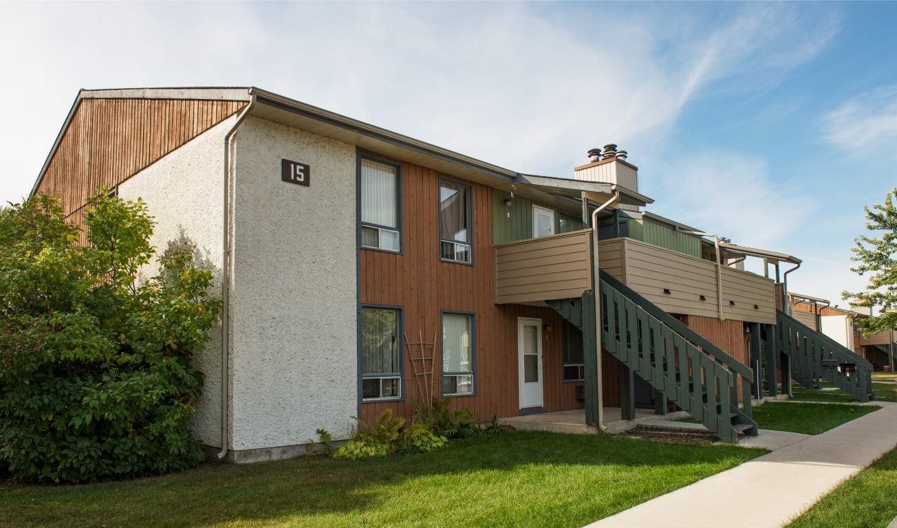 Lakeside Gardens rental at 3/7/11/15/19 Sanford Fleming Road, Winnipeg, MB, R2C 4G2