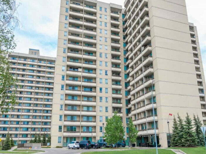 Courts of St. James rental at 28-2727 Portage Ave., Winnipeg, MB