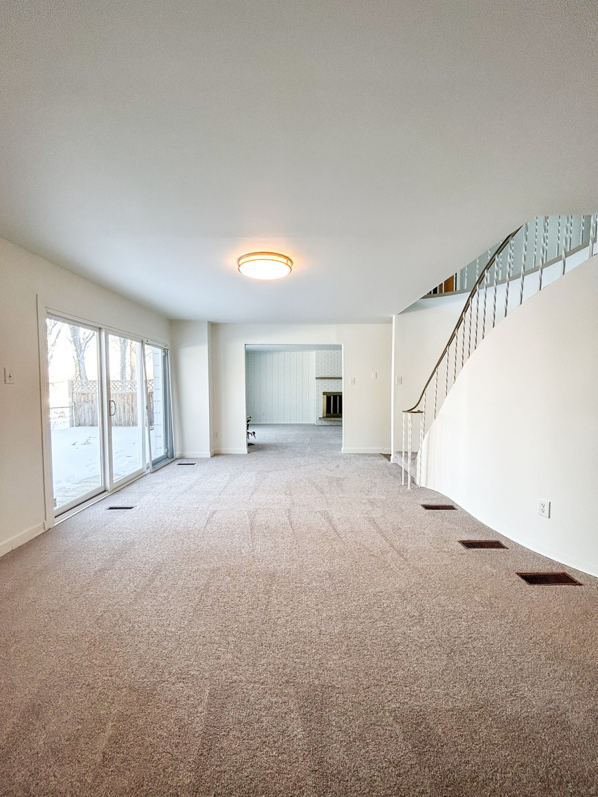Riverside Village rental photo at 1650 Henderson Hwy, Winnipeg, MB