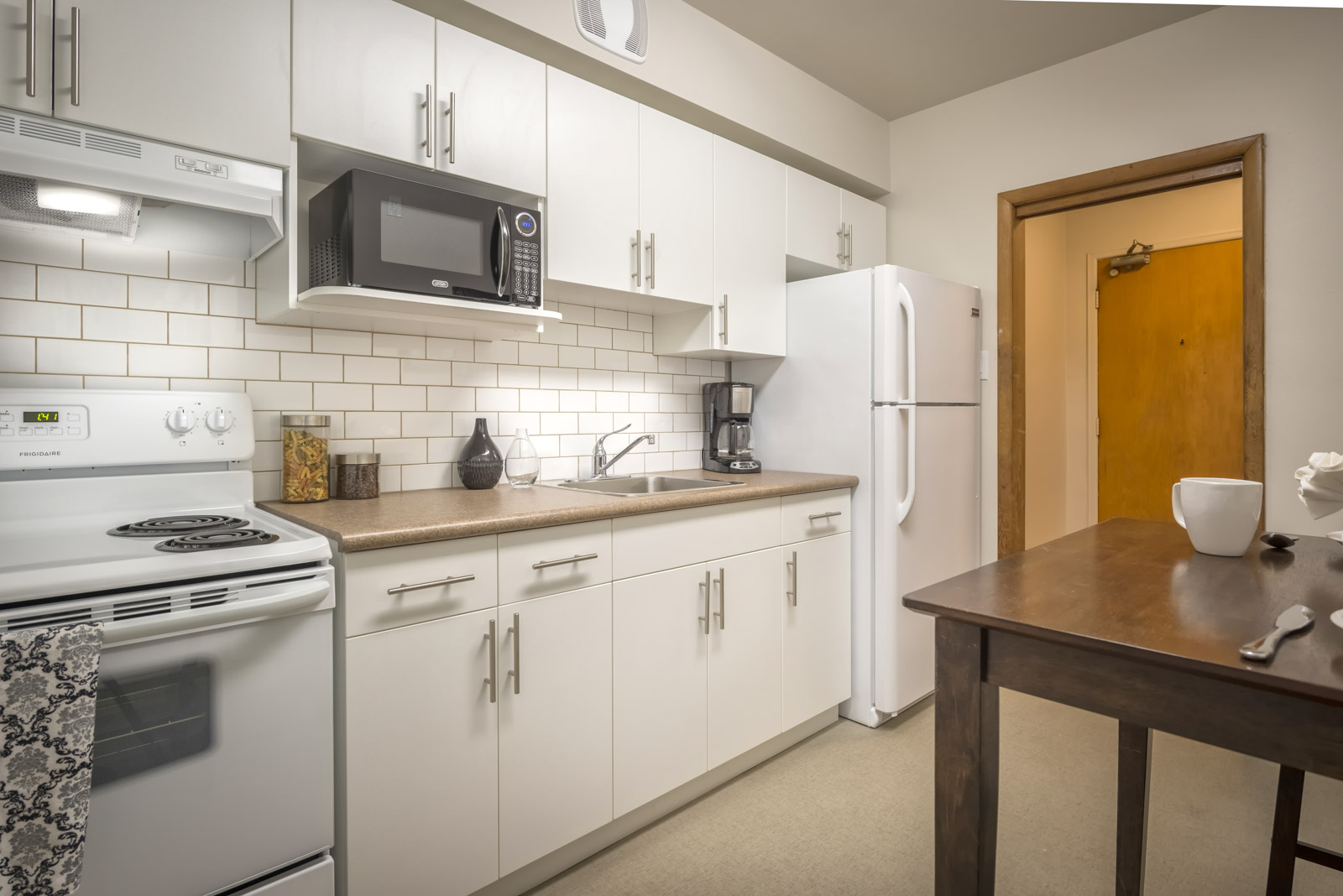 Fay Ellen Apartments rental photo at 309 Perth Avenue, Winnipeg, MB