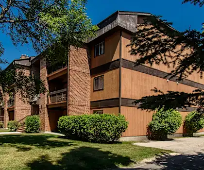 Woodydell Properties rental at 632 St. Anne's Road, Winnipeg, MB