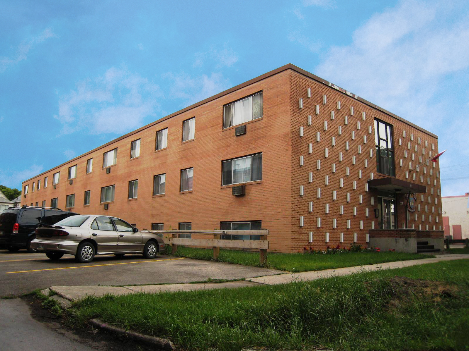 Prince Randolph Apartments rental at 520 Burnell Street, Winnipeg, MB