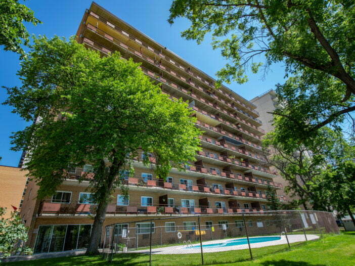 River Crescent Gardens rental at 595 River Ave., Winnipeg, MB