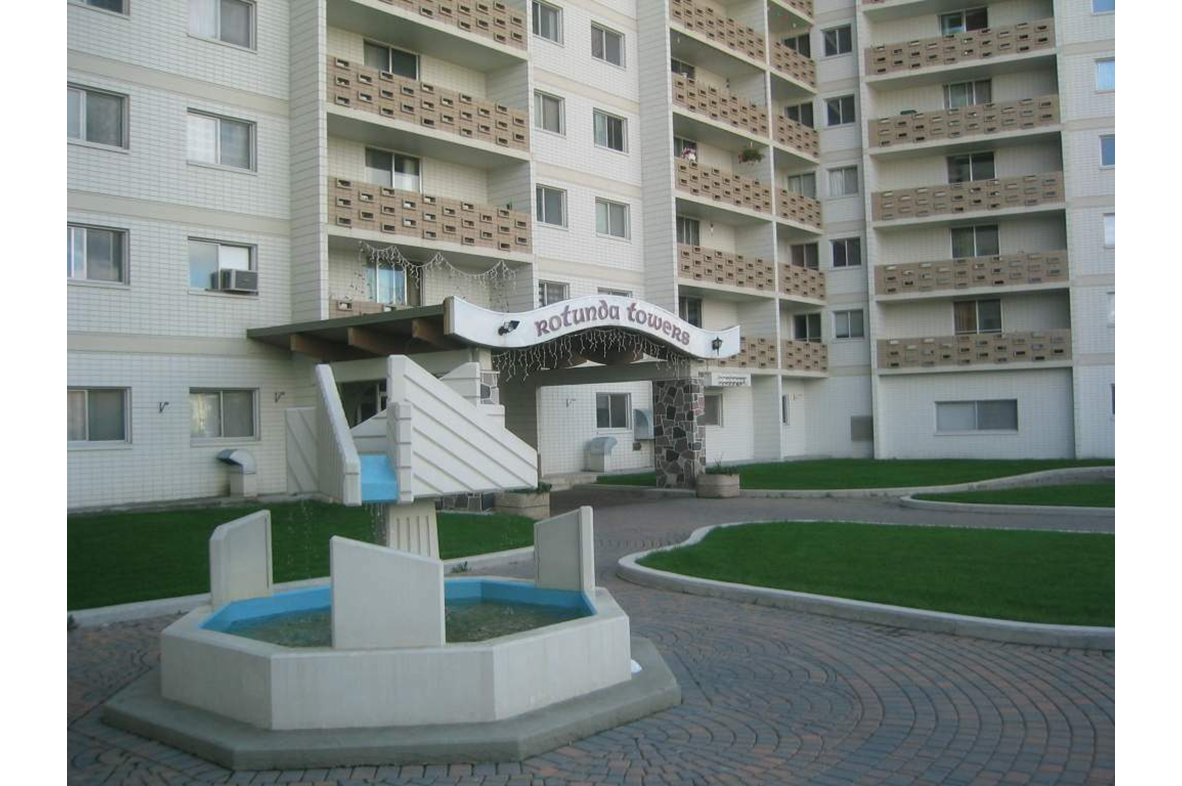 Rotunda Towers rental at 22 Beliveau Rd., Winnipeg, MB