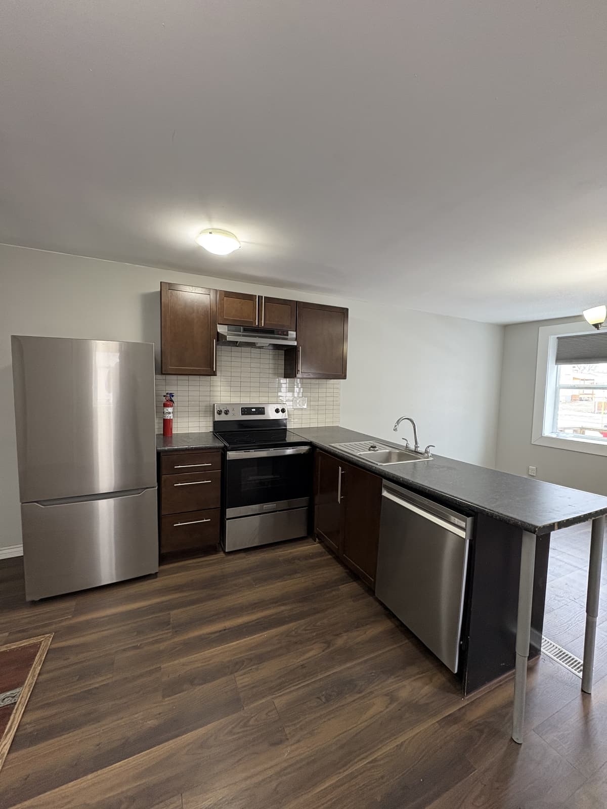 882 Redwood Avenue rental at 882 Redwood Avenue, Winnipeg, MB, R2X 0X7