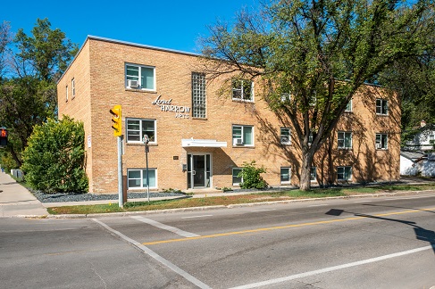 Lord Harrow Apartments rental at 1011 Corydon Ave., Winnipeg, MB