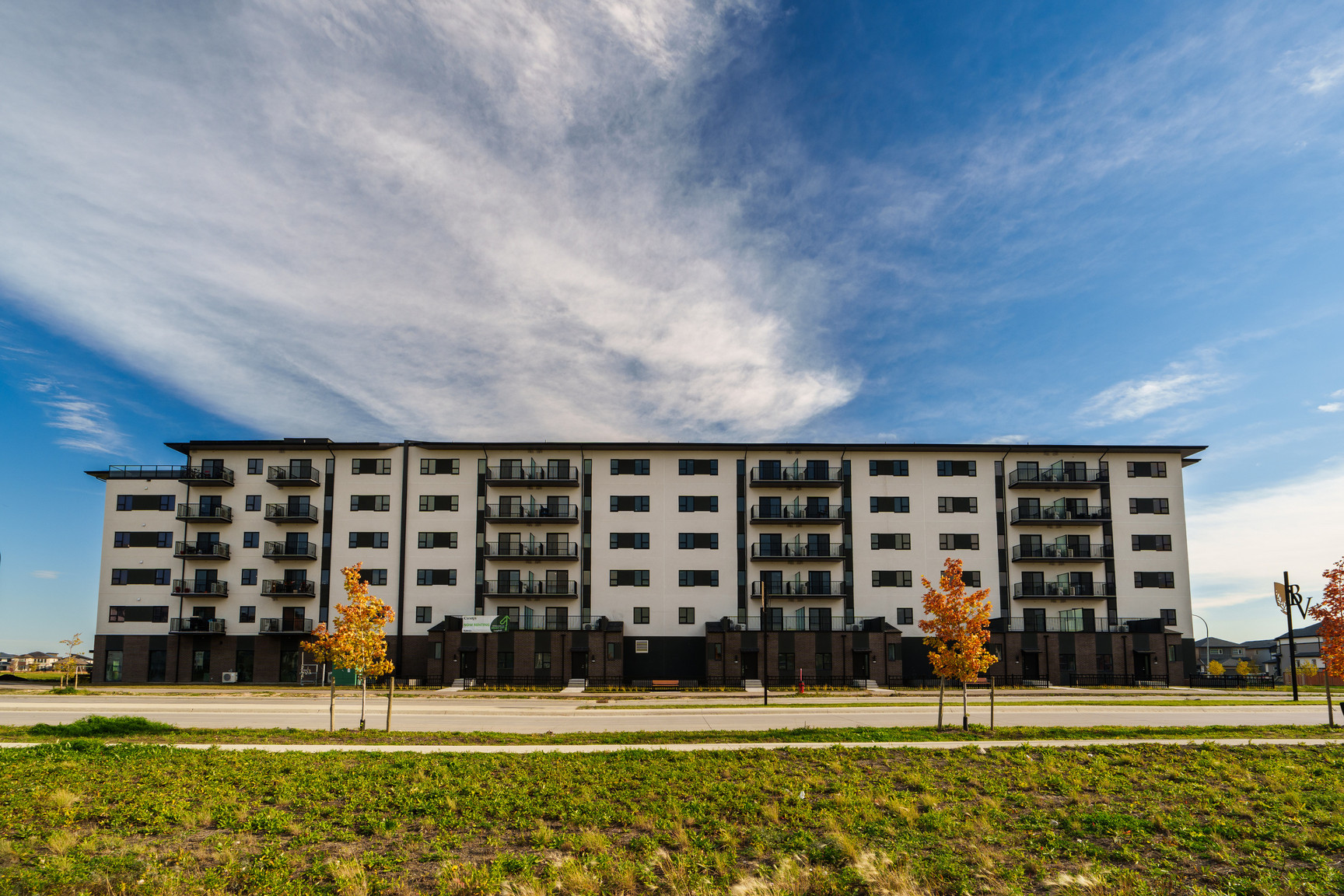 Canopy rental at 1530 Warde Avenue, Winnipeg, MB, R3X 2G1