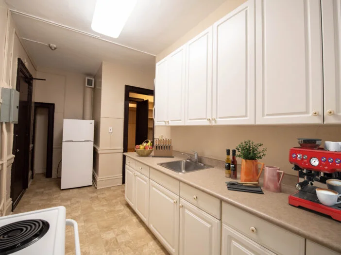 Roslyn Square rental photo at 40 Osborne St., Winnipeg, MB