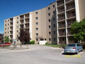 3233 Silver Ave rental at 3233 Silver Ave, Winnipeg, MB, R2Y 2H6