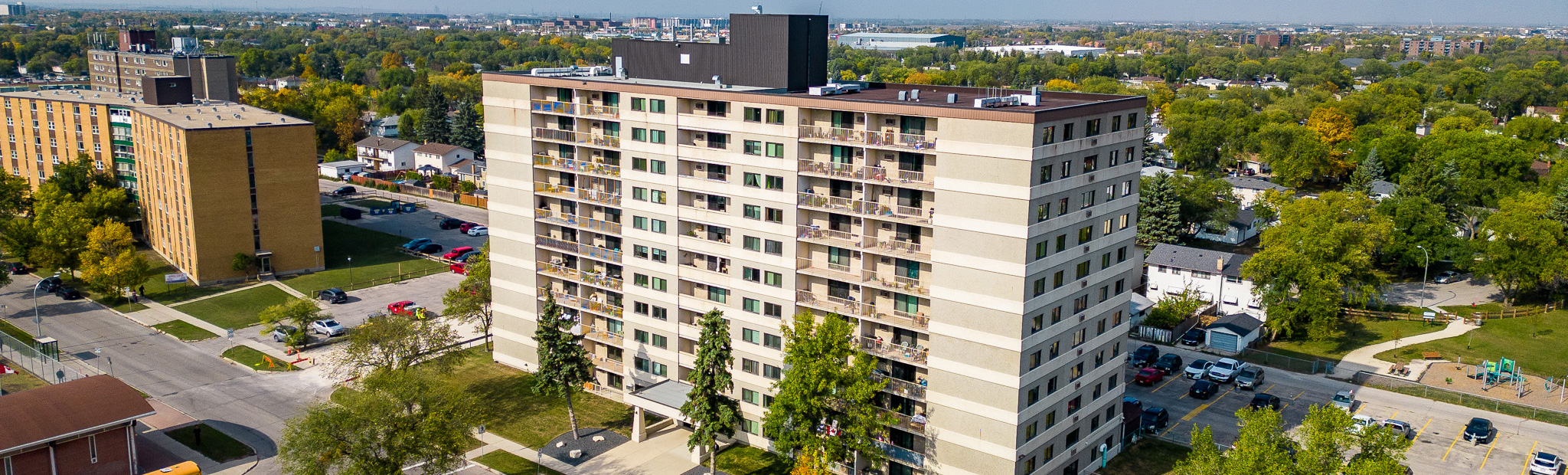 The Townhouse rental at 346 Broadway, Winnipeg, MB, R3C 0T2
