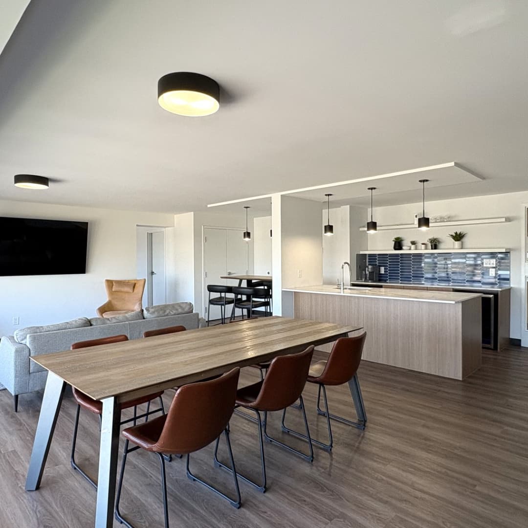 The Horizon rental photo at 1833 Pembina Highway, Winnipeg, MB
