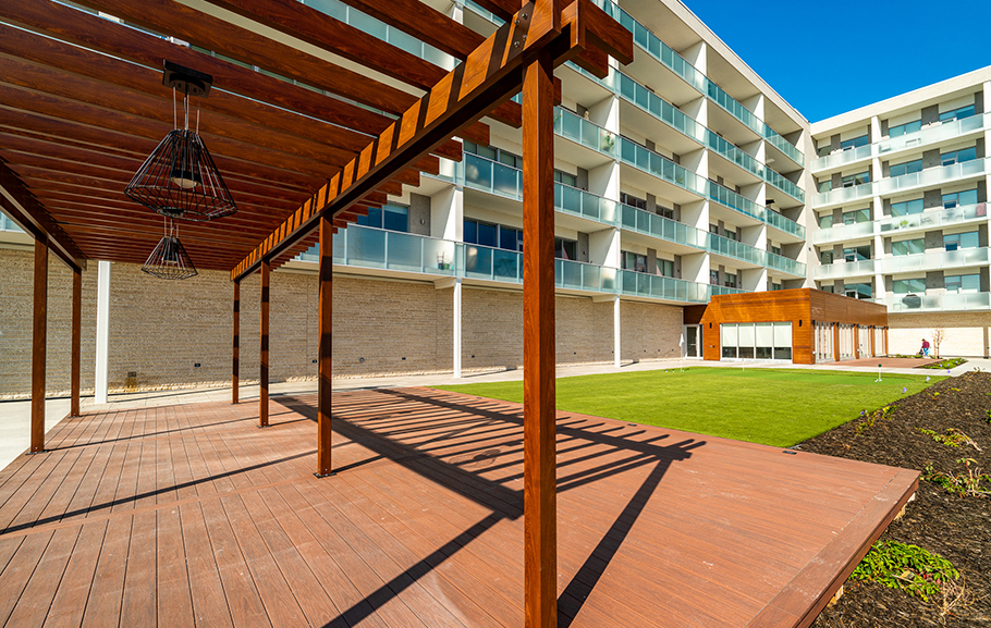 Taylor claire residences rental photo at 1120 Taylor avenue, Winnipeg, MB, R3M 2K1