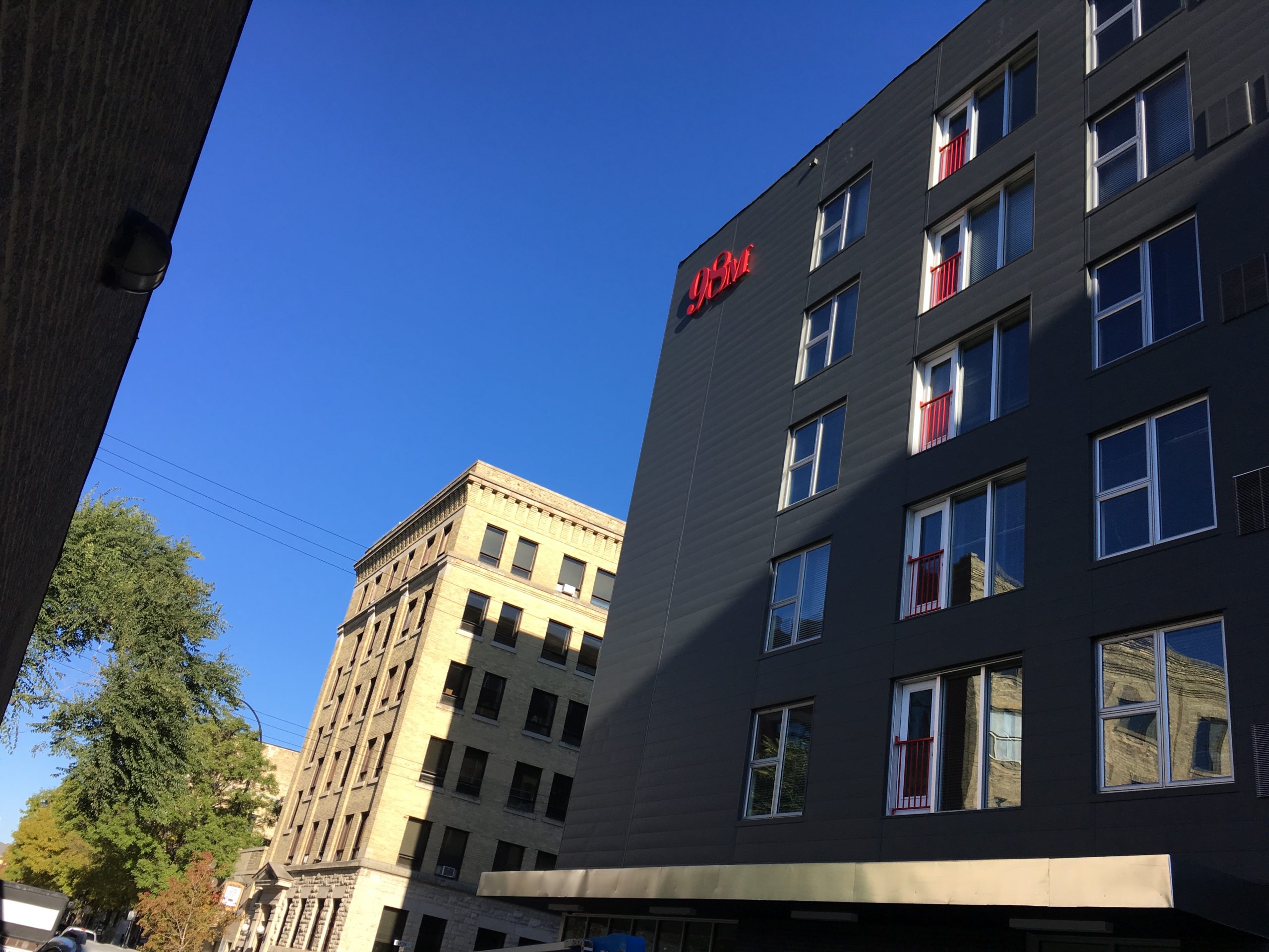 98 Market rental at 98 Market Avenue, Winnipeg, MB