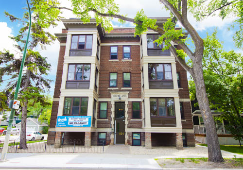 834 Grosvenor Avenue rental at 834 Grosvenor Avenue, Winnipeg, MB