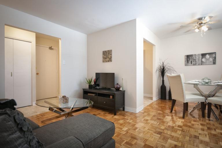 Queensbury rental photo at 1055 Powers Street, Winnipeg, MB
