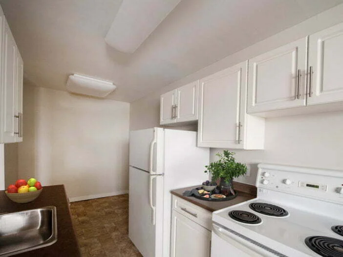 Victoria Arms rental photo at 700 Setter St., Winnipeg, MB