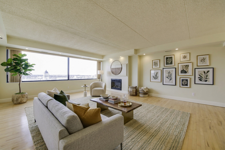 Arden Hollows rental photo at 15 Arden Avenue, Winnipeg, MB