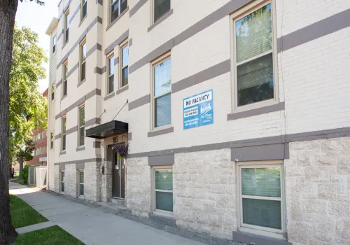105 Clarke Apartment rental at 105 Clarke Street, Winnipeg, MB, R3L 1W6