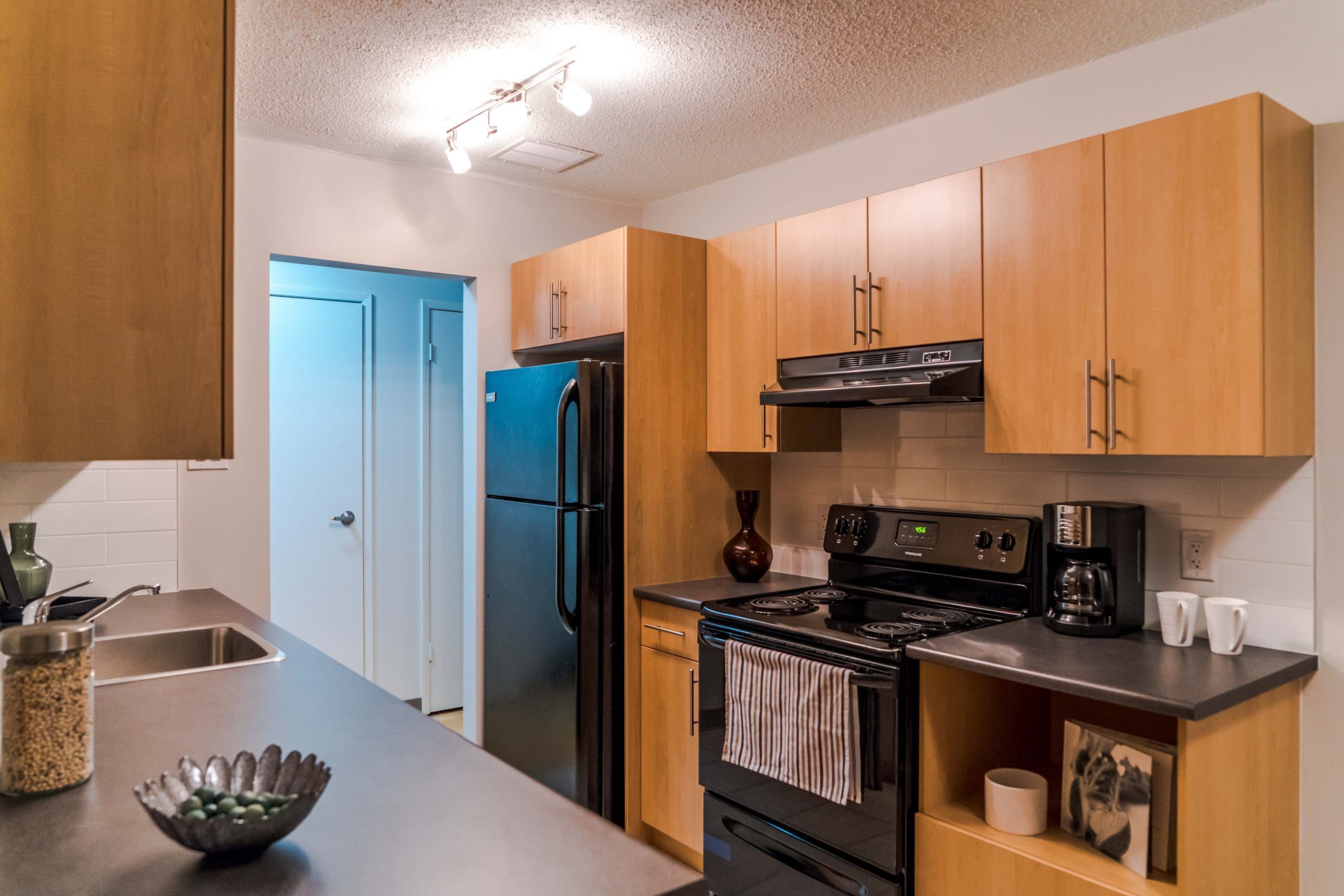 Owen Apartments rental photo at 650 Stafford Street, Winnipeg, MB